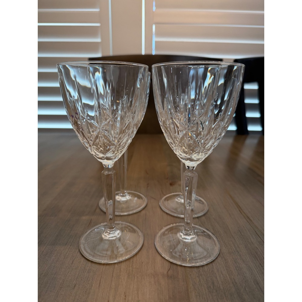 Marquis by Waterford Old Money Sparkle Wine Glass Set 4 Clear Starburst Italian